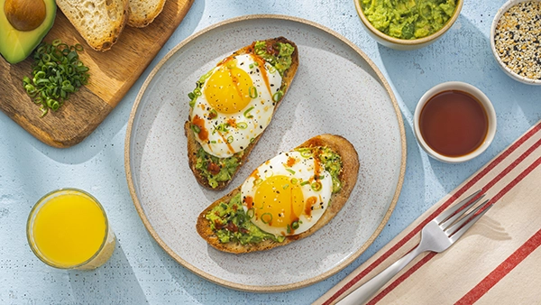 Avocado Toast with Fried Egg and Everything Bagel Seasoning